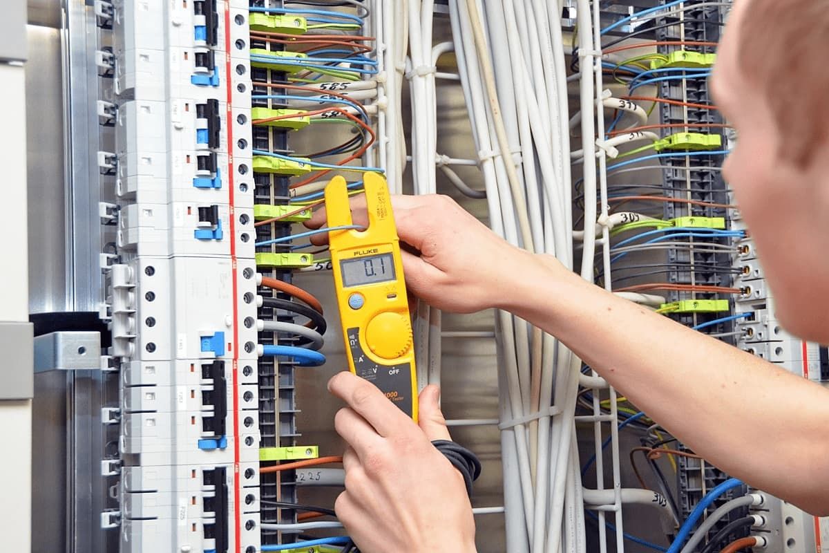 Referenz CMS Joomla! Webseite - Elektro Tschanz GmbH - elektro-tschanz.ch